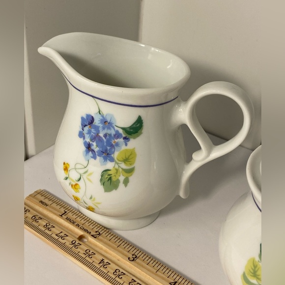 Forget Me Not Floral CREAMER pitcher and SUGAR BOWL with lid SET tea ware spring - Picture 6 of 16